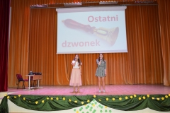 dz9